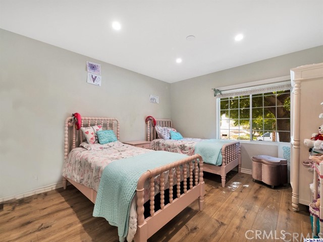 3825 Los Amigos Street, La Crescenta CA: https://media.crmls.org/medias/01d2f11d-df61-4ea9-8712-ce12284b262b.jpg