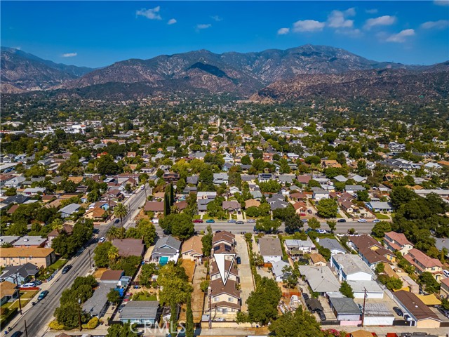 Detail Gallery Image 31 of 36 For 418 E Olive #B, Monrovia,  CA 91016 - 3 Beds | 2/1 Baths