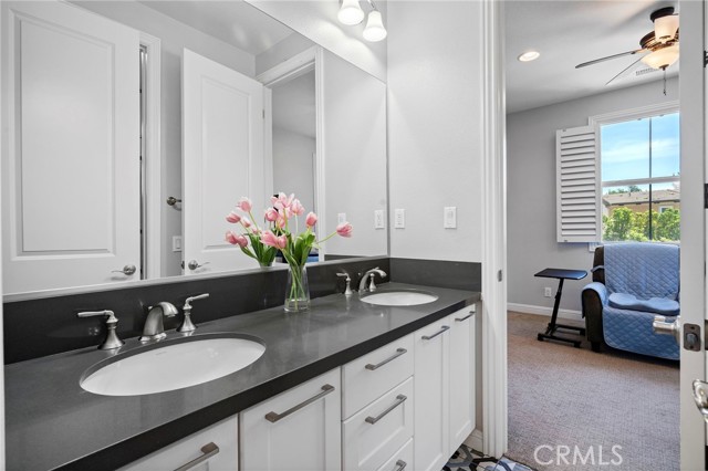 18 Goldenrod, Lake Forest CA: https://media.crmls.org/medias/01d360f0-d644-43bc-a78f-deaa5162b0cf.jpg