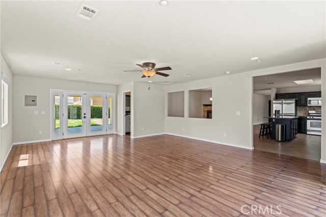 7803 Calle Carrisa Street, Highland CA: https://media.crmls.org/medias/01d38c09-adfa-4272-975a-e21587cc8e10.jpg