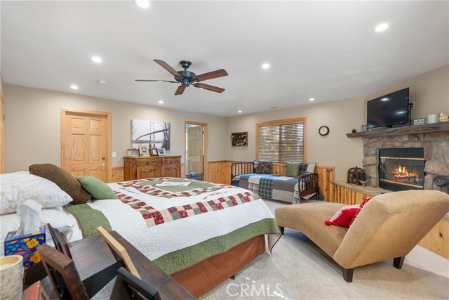 Detail Gallery Image 23 of 52 For 261 Crater Lake, Big Bear Lake,  CA 92315 - 3 Beds | 2 Baths