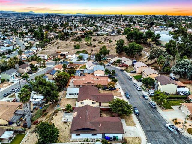 Detail Gallery Image 33 of 35 For 1371 Carlsbad St, San Diego,  CA 92114 - 3 Beds | 2 Baths