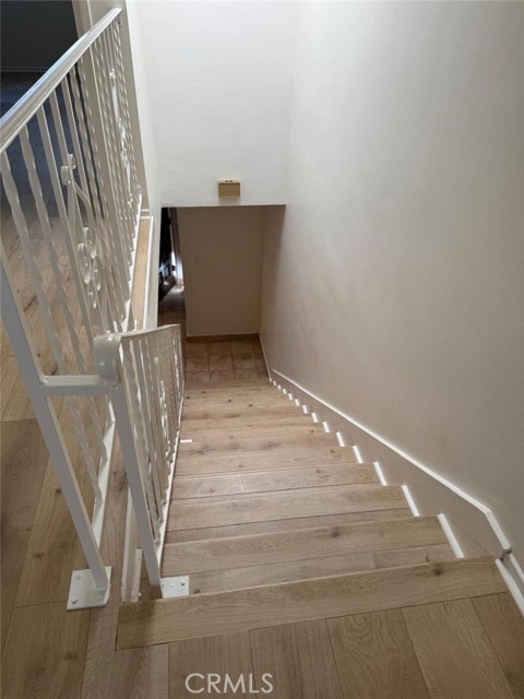 Detail Gallery Image 4 of 13 For 908 21st, Santa Monica,  CA 90403 - 2 Beds | 3 Baths