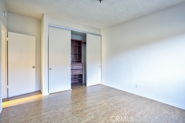 218 S Virginia Avenue, Azusa CA: https://media.crmls.org/medias/01d445a9-4174-482c-85b5-ee71ce1ed894.jpg