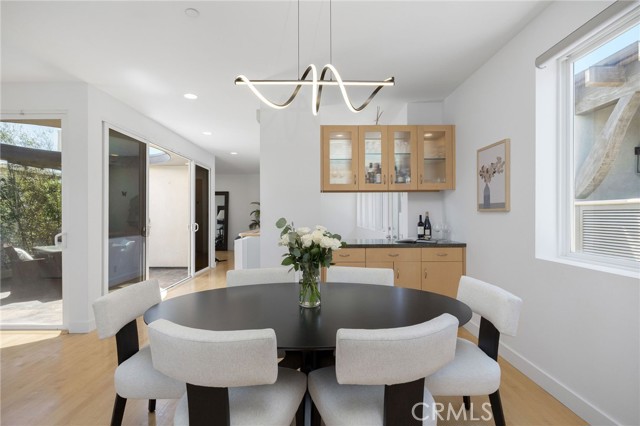 2303 Vista Drive, Manhattan Beach, California 90266, 4 Bedrooms Bedrooms, ,3 BathroomsBathrooms,Residential,For Sale,Vista,SB26092785