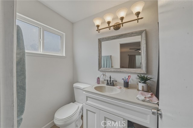 Detail Gallery Image 27 of 34 For 1365 N Chestnut, Rialto,  CA 92376 - 3 Beds | 2 Baths