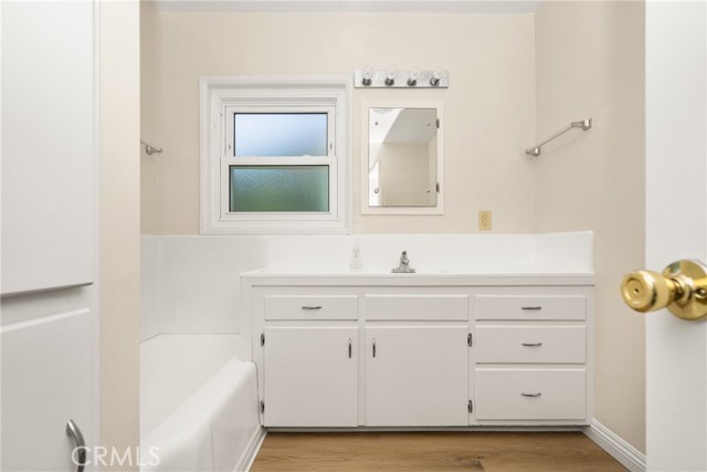 Detail Gallery Image 18 of 28 For 720 N Cambridge St, Orange,  CA 92867 - 2 Beds | 2 Baths