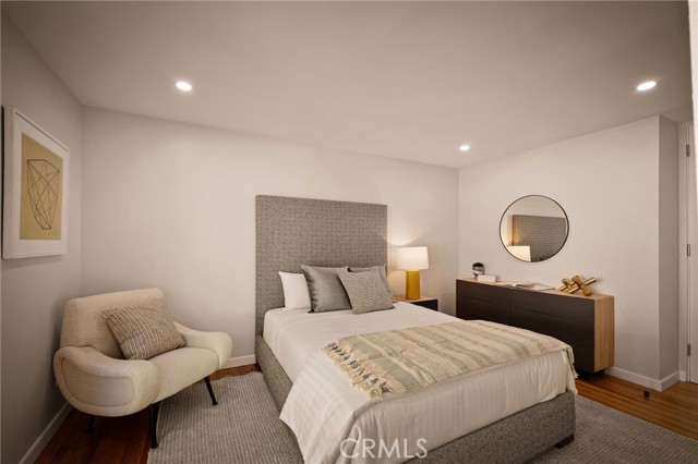 Detail Gallery Image 27 of 51 For 4750 Poe Ave, Woodland Hills,  CA 91364 - 4 Beds | 4 Baths