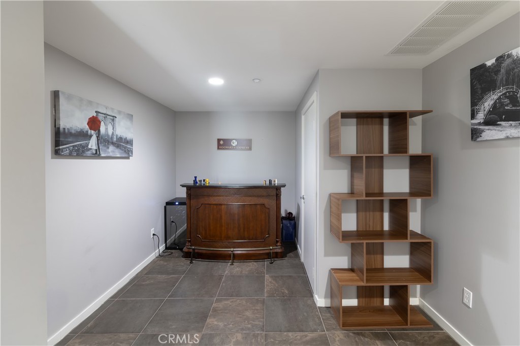 MLS #SB25251072 image #7