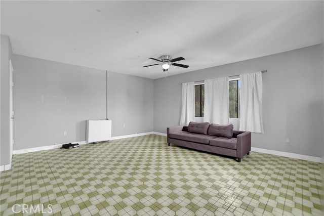 Detail Gallery Image 13 of 17 For 4922 Columbia Ave, Pico Rivera,  CA 90660 - – Beds | – Baths