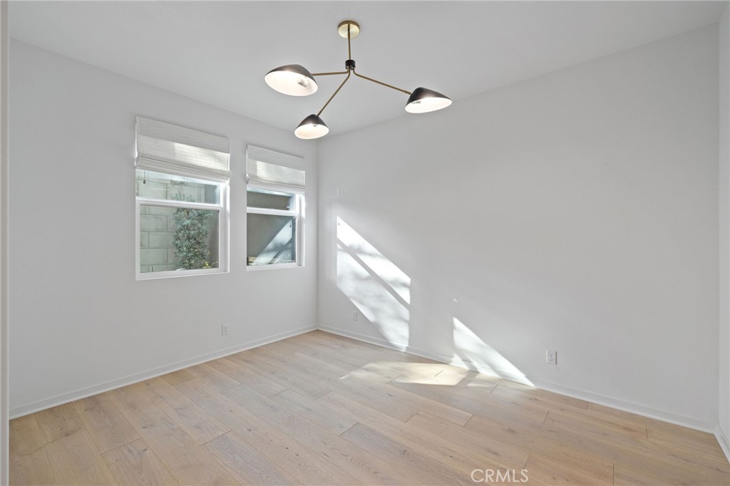 MLS #OC25238105 image #8