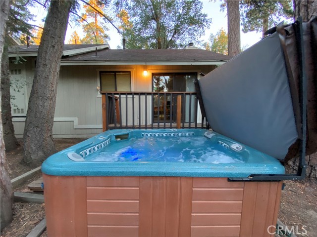 43133 Moonridge Rd, Big Bear CA: https://media.crmls.org/medias/01d89036-778c-4980-a3d4-ca3f5601f97d.jpg