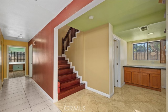 Detail Gallery Image 12 of 31 For 2711 Caminar, El Monte,  CA 91732 - 4 Beds | 4 Baths