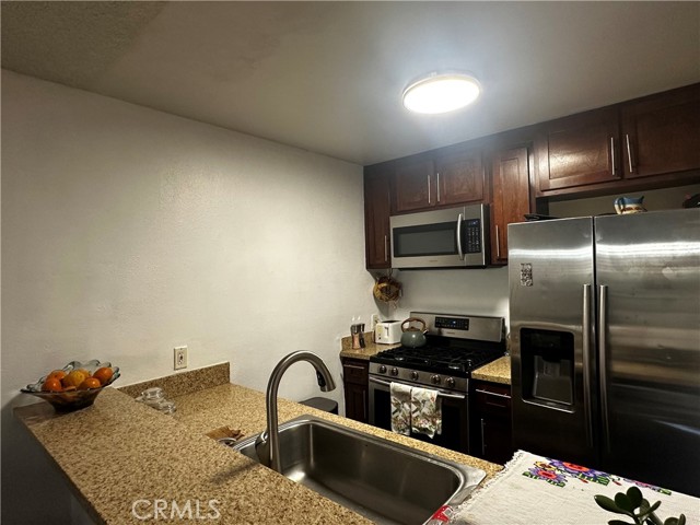 Detail Gallery Image 14 of 35 For 4727 W 147th St #251,  Lawndale,  CA 90260 - 2 Beds | 1/1 Baths
