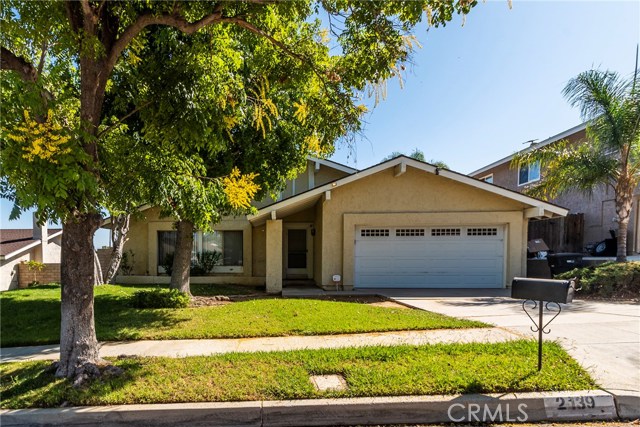 2139 Applegate Dr, Corona, CA 92882