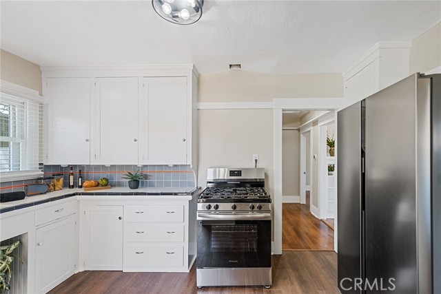 Detail Gallery Image 8 of 19 For 304 N Waverly St, Orange,  CA 92866 - 2 Beds | 1 Baths