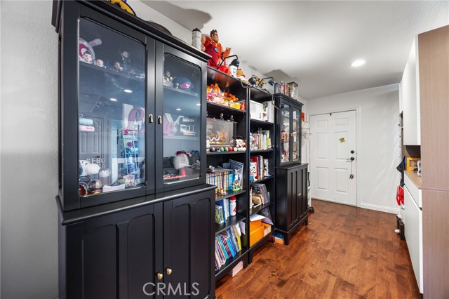 MLS #OC25265109 image #8