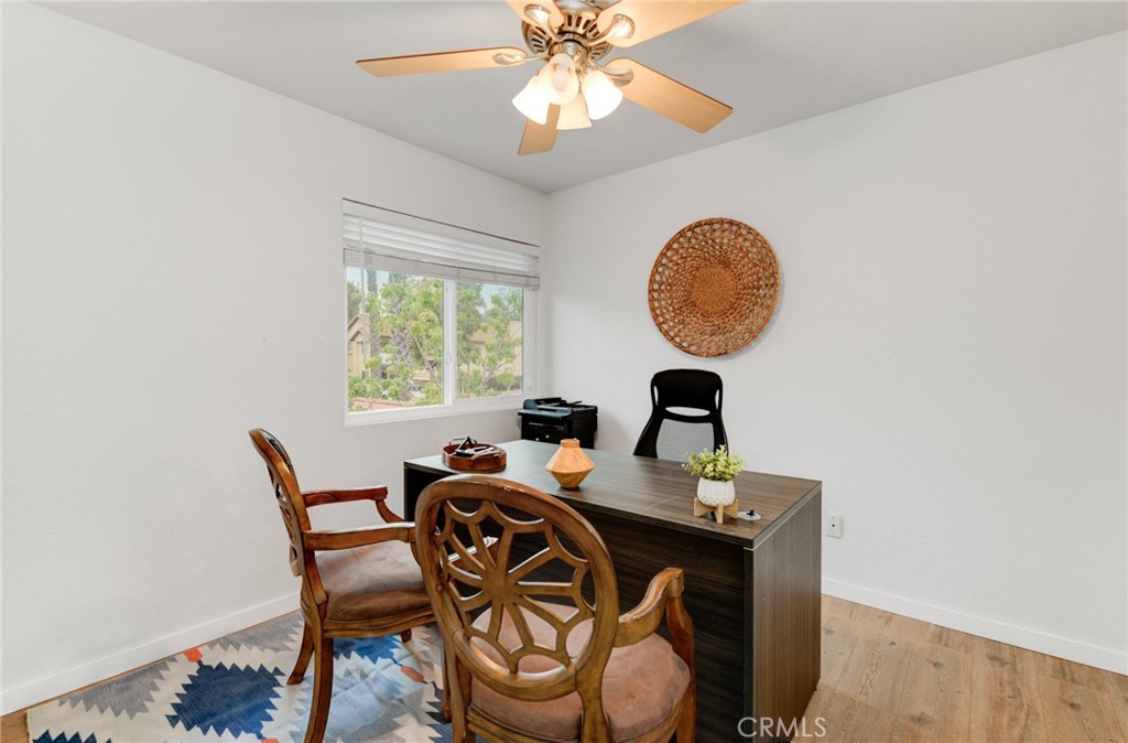 11305 Avenida De Los Lobos - photo 19