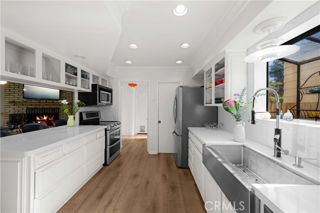 Detail Gallery Image 18 of 43 For 86 via Di Roma Walk, Long Beach,  CA 90803 - 3 Beds | 2/1 Baths