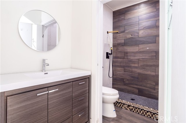 Detail Gallery Image 16 of 46 For 13331 Moorpark St #319,  Sherman Oaks,  CA 91423 - 2 Beds | 2 Baths