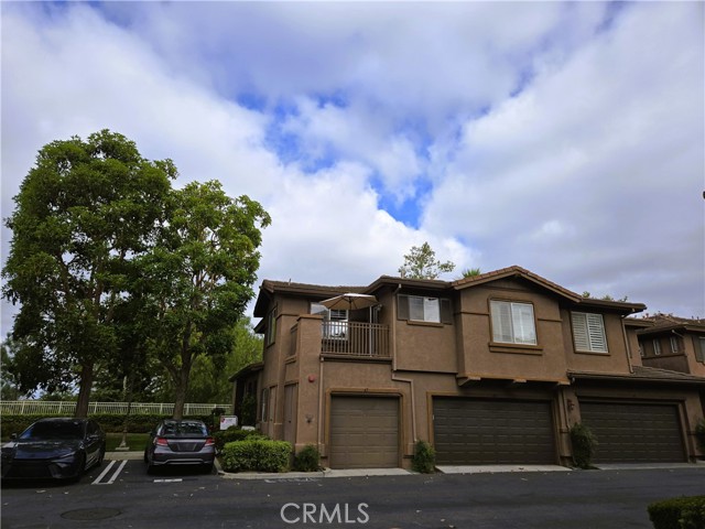 47 Red Bud, Aliso Viejo CA: https://media.crmls.org/medias/01ddb7e3-c77c-4a3c-b086-de6e55434ce6.jpg