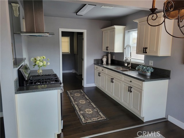 Detail Gallery Image 5 of 6 For 7341 Lillian Ln, Highland,  CA 92346 - 3 Beds | 1 Baths