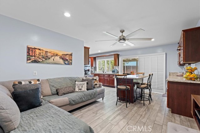 Image 11 of 34 For 11641 Hartford Court