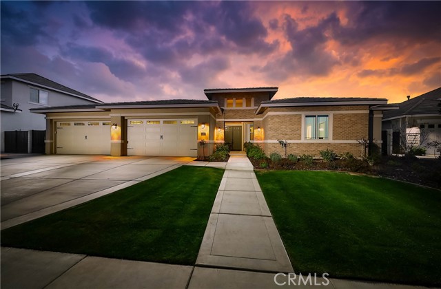 Detail Gallery Image 1 of 1 For 11707 Cloverfield Cir, Bakersfield,  CA 93311 - 5 Beds | 4/1 Baths