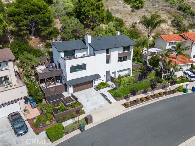 30332 Via Borica, Rancho Palos Verdes, California 90275, 4 Bedrooms Bedrooms, ,3 BathroomsBathrooms,Residential,Sold,Via Borica,PV23169168