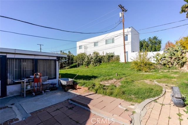 Detail Gallery Image 27 of 32 For 18301 Minnehaha St, Porter Ranch,  CA 91326 - 3 Beds | 2 Baths