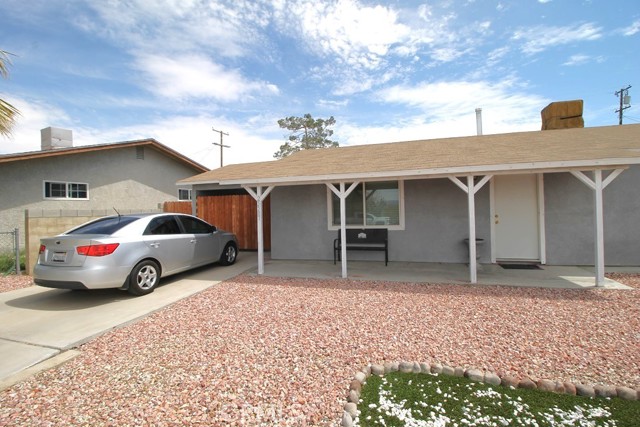 Detail Gallery Image 2 of 34 For 25587 Cheryle St, Barstow,  CA 92311 - 2 Beds | 1 Baths