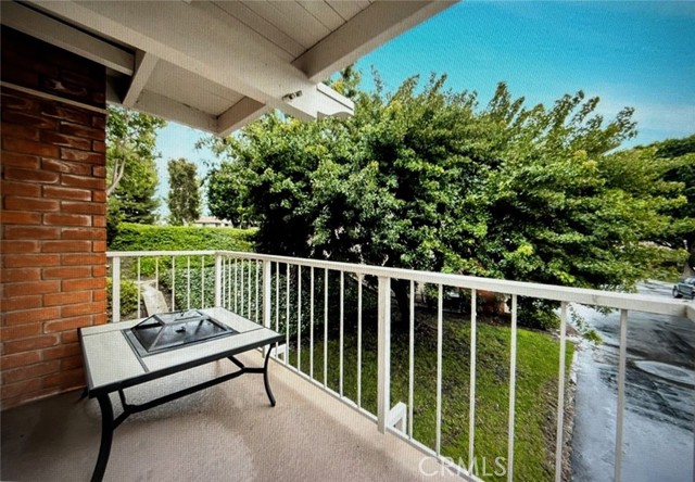 Detail Gallery Image 8 of 14 For 3273 San Amadeo a,  Laguna Woods,  CA 92637 - 2 Beds | 2 Baths