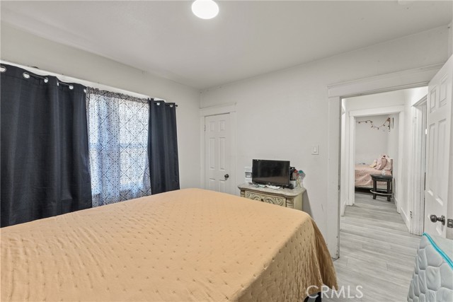 2838 N G Street, San Bernardino CA: https://media.crmls.org/medias/01e2e827-390f-4d4a-b0ac-9fbf2dd850cd.jpg