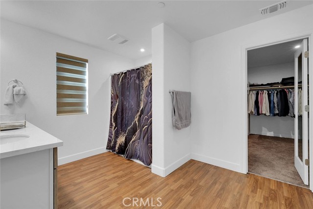 Detail Gallery Image 32 of 54 For 882 Kirkwood Ct, Olivehurst,  CA 95961 - 6 Beds | 3/1 Baths