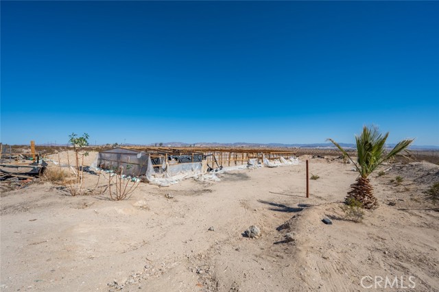 Detail Gallery Image 4 of 33 For 67722 Pole Line Rd, Twentynine Palms,  CA 92277 - 1 Beds | 1 Baths