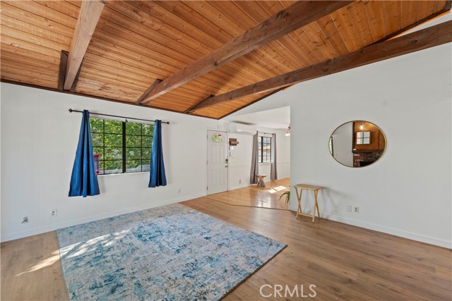 43323 LOOKABOUT RD, Lake Hughes CA: https://media.crmls.org/medias/01e38fa4-7e7d-426c-8424-be0f3ad9af80.jpg