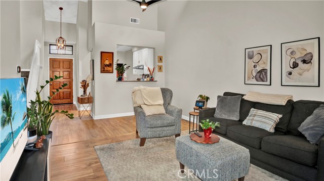 Detail Gallery Image 7 of 40 For 4790 Gondola, Oak Park,  CA 91377 - 2 Beds | 2/1 Baths