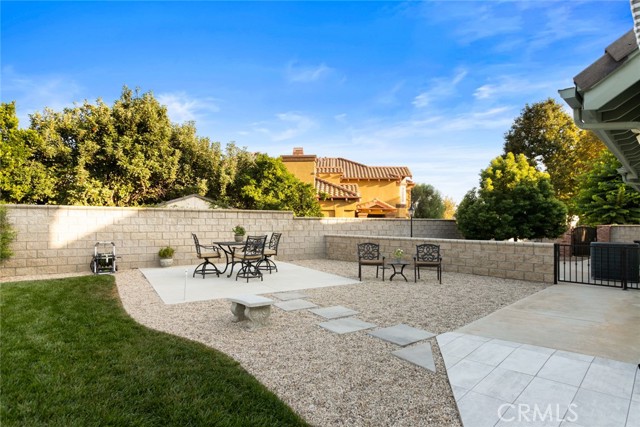 Even though its a good sized backyard, it is relatively low maintenance.