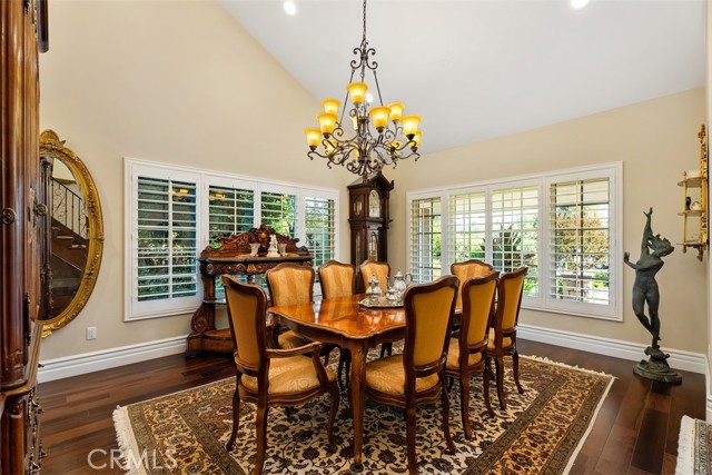 Detail Gallery Image 15 of 51 For 5571 Clover Hill Dr, Yorba Linda,  CA 92886 - 5 Beds | 6/2 Baths