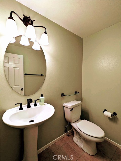 Detail Gallery Image 12 of 20 For 51 Vellisimo, Aliso Viejo,  CA 92656 - 3 Beds | 2/1 Baths