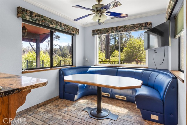 3 Town Hill Way, Berry Creek CA: https://media.crmls.org/medias/01e5e310-b9d4-4f5d-9bc7-482a207645fb.jpg