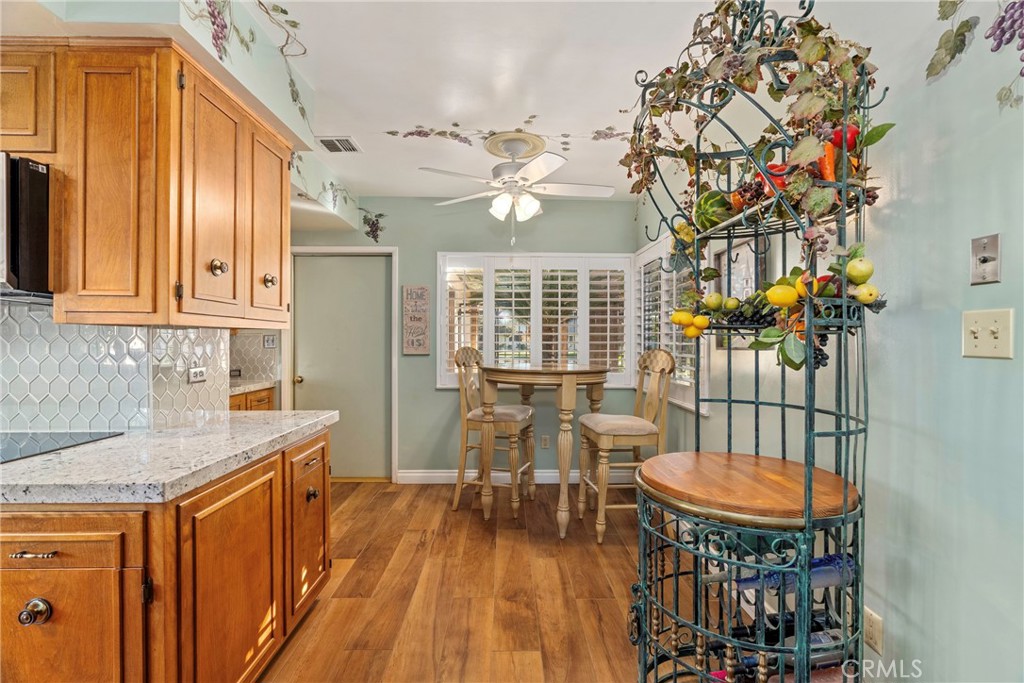 MLS #OC25261048 image #23