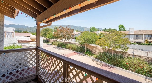 Detail Gallery Image 14 of 34 For 1432 E Foothill Bld, Glendora,  CA 91741 - 2 Beds | 2/1 Baths