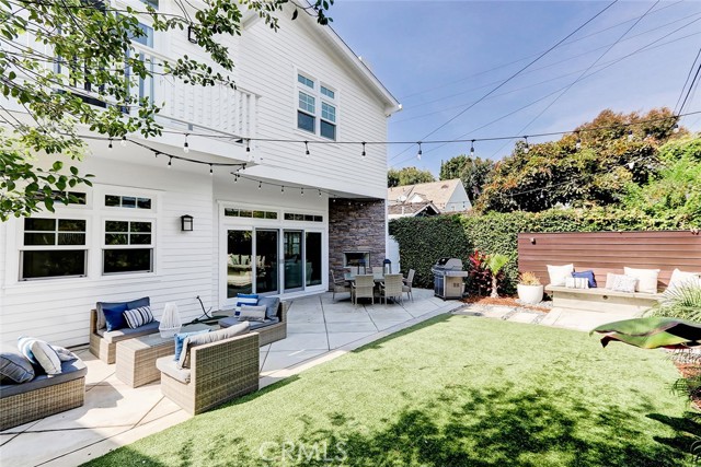 2408 Walnut Avenue, Manhattan Beach, California 90266, 5 Bedrooms Bedrooms, ,3 BathroomsBathrooms,Residential,Sold,Walnut,SB21207694