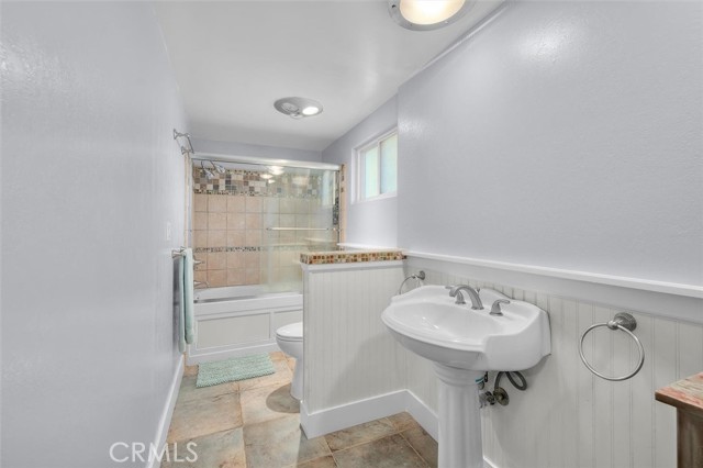 1101 Ysabel Street, Redondo Beach CA: https://media.crmls.org/medias/01e7b32a-345b-4eb2-8a88-bc682a38ba95.jpg