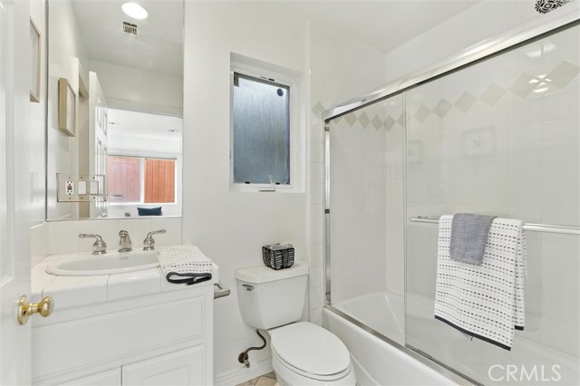 2613 S Kerckhoff Avenue, San Pedro CA: https://media.crmls.org/medias/01e7c01f-864c-4946-957e-4d1368c1129a.jpg