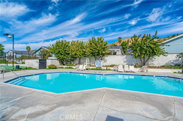 Detail Gallery Image 67 of 74 For 20164 Crestview Dr., Canyon Country,  CA 91351 - 3 Beds | 2 Baths