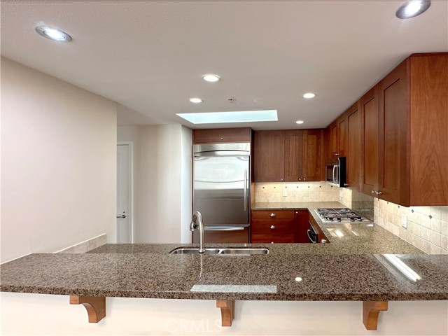 700 E Street, San Diego, California 92101, 1 Bedroom Bedrooms, ,2 BathroomsBathrooms,Residential,For Sale,E Street,OC24112082