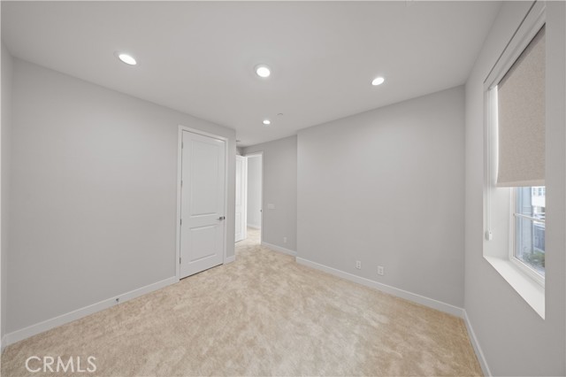 120 Pin Lane, Lake Forest CA: https://media.crmls.org/medias/01e85d45-7dca-454a-bc6b-e8ec04122035.jpg