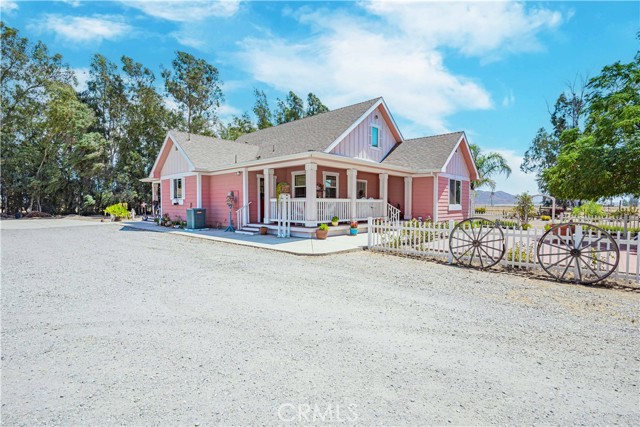 Detail Gallery Image 10 of 61 For 28200 Patterson Ave, Winchester,  CA 92596 - 3 Beds | 2 Baths